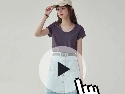 (附教程)一句话生成带货视频、种草短片、数字人口播.. 👋hi朋友们,今天分享个视频剪辑agent,可以根据一张或者多张图,加上一段描述,生成爆款短片
✨除了操作简单之外,另外想分享的是,小云雀是字节的产品,前有🎵、剪yin和即梦,让这个agent整体的执行逻辑,能力都非常强大。生成过程会显示“正在结合热点”做剪辑,最后成片还带有很多音效和花字字幕,这波深度整合了自家生态的顶级能力(推测的),效果能不好吗?🤫
📝总之如果你是一个对短视频有需求,像电商产品展示/短视频创作者/自媒体创作者,但是没啥剪辑基础的,这个视频agent值得一试~
#ai #agent #短视频 #剪辑 #电商