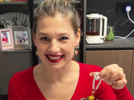 刷到就是学会,快来做这个圣诞树吧
#扭扭棒 #手工diy #圣诞节 #圣诞树#教程