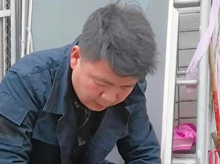 第728集压缩机如何分辨铜包铝包?点赞收藏关注。#冰箱回收 #洗衣机回收 #空调回收 #废铜回收 #二手家具回收