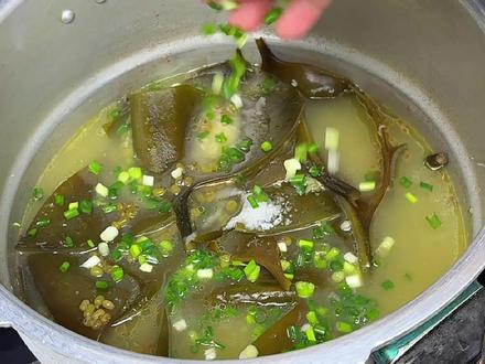 这个绿豆海带头汤我们家一周吃两次,汤鲜美味好好喝