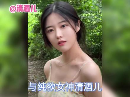 今晚8点,#直播嘉年华 巅峰新星赛预热专场,看@Kiki大魔王🐬@清酒儿🍶@单良@顾希诚(上午10:30户外直播) 巅峰x新星主播组队pk~