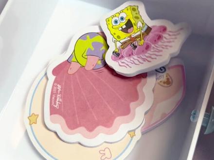 挑战女儿的书桌大改造,一不小心文具又又又又买多了!看看你们喜欢吗?#沉浸式 #文具#书桌#母女日常 #三丽鸥 #柯南@DOU+小助手 @DOU+上热门