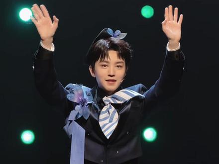 小凯:今天有点紧张,因为有朋友来现场#王俊凯 #王俊凯话剧趁世界还年青