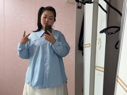 158身高体重190斤,粉丝投稿我测评#蓝色上衣搭配白裙 #微胖穿搭分享 #大肚子女生显瘦穿搭 #遮肚子藏肉 #衣服测评