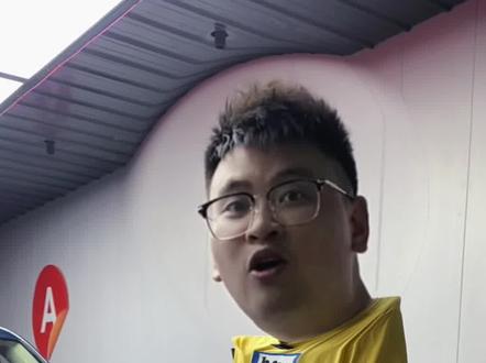兄弟们老车颜色看腻了快来找阿伟,让你老车蜕变一新#电光太空灰 #南京汽车贴膜 #隐形车衣 #抖音汽车人共创计划 #汽车改色贴膜 @DOU+小助手