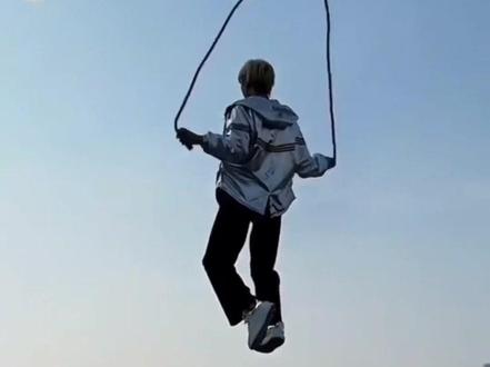 揭秘大型人体漂浮 #魔术 #魔术表演 #高手在民间