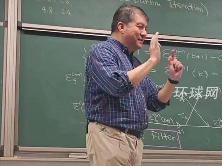 后退是向前,你以为的原地踏步其实是在积蓄力量,只要向前看就可以