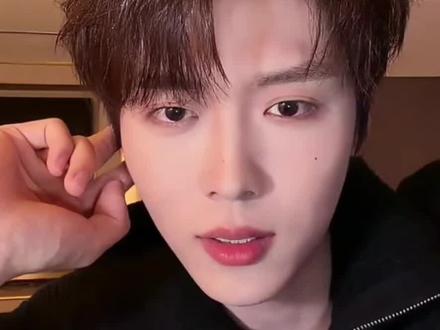 这算不算巨大的“换乘式恋爱”😂@卡戎☁️ #我cp秒了全世界 #卡戎 #谭盐盐 #卢鹿鹿 #创作灵感