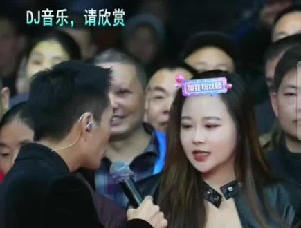 唐艺旗下的主播金美希来到索图大舞台精彩表演,把图图迷得不要不要的,笑死人了😂😂😂@索图 @索图(小号) @金美希🌞⁹⁰³ #舞台现场 #网红 #大主播 #索图大舞台#精彩分享