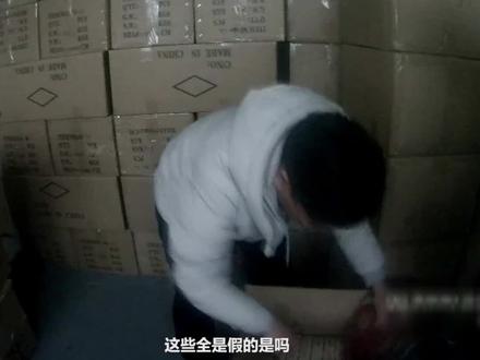 正经代理商卖假 “红双喜”球拍, 黑了200万! @DOU+小助手