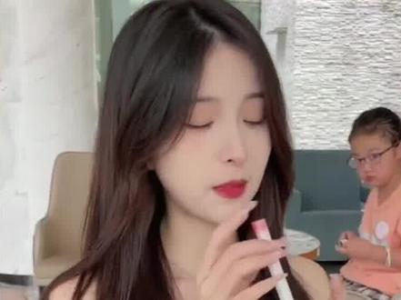 盘点故意嫌弃女朋友吃过的东西,女友瞬间无语,快来测试你家那位的反应吧#搞笑视频 #情侣日常 #万万没想到