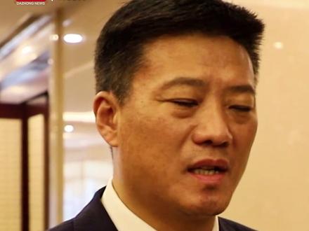 枣庄市人大代表、滕州市级索镇党委书记邢佑文#采访一下