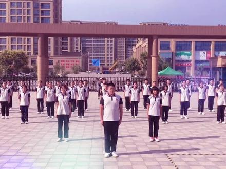 #军训 入学军训汇演以第一名🥇的成绩完美收官,娃娃们很棒。