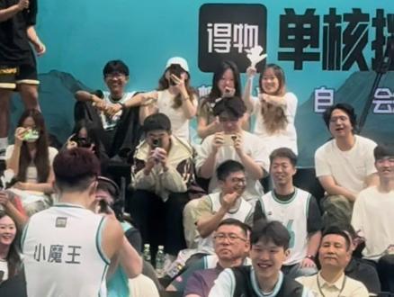 “周楷恒战胜周锐威姆斯,赢得大魔王抢7赛胜利”#周楷恒 #杨瀚森 #威姆斯 #周锐 #单核挑战赛