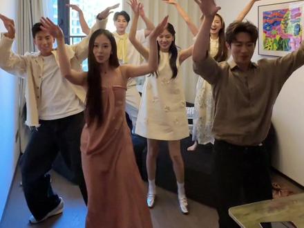 研墨下笔再直接送我四个字 #一起跳舞 #大展鸿图 #才艺表演