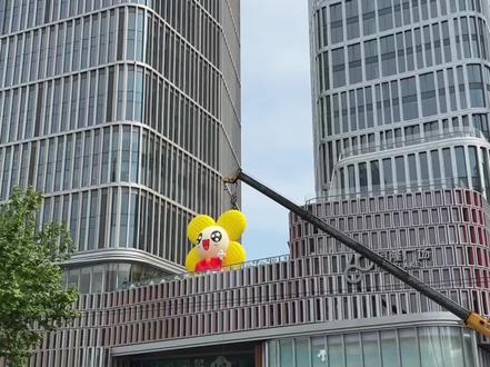 杭州恒隆广场逛街攻略|五一假期篇 如果五一不知去哪,不妨去杭州恒隆广场逛逛
商场新开业,超级多的福利优惠,还有羊毛可薅
装修也非常奢华,极易出片!
gogogo
#杭州恒隆广场 #跟我打卡最红地标 #五一去哪儿
#杭州探店 #薅羊毛