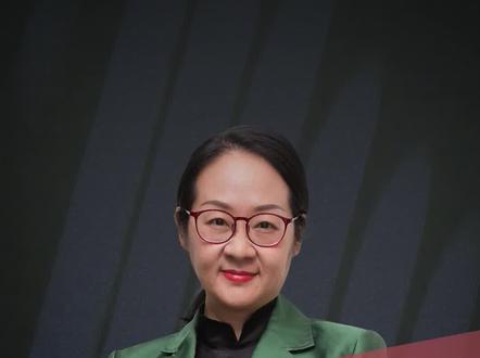 衣二三8月15日关闭服务,共享衣橱为何不香了?