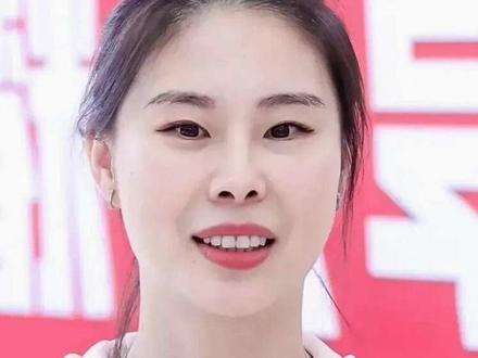 四川女篮官宣:王思雨老六回归!新身份助教兼球员带四川重返巅峰 WCBA 格局将变?王思雨回归能否带领四川女篮走出困境,重返巅峰?不仅仅是回归!王思雨的双重身份,或将重塑四川女篮未来十年!"老六" 回来了!王思雨携冠军基因,能否拯救低谷中的四川女篮?战术革新?王思雨转型助教,为四川女篮带来欧洲篮球新思维。#王思雨 #四川女篮 #wcba女篮 #wcba联赛 #女篮 @王思雨-Rainy