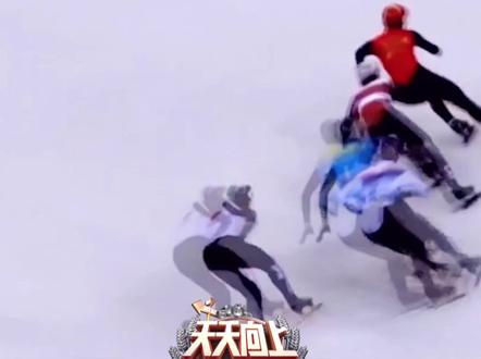 短道速滑运动员为什么在转弯的时候都要手摸地?周五晚十点#天天向上 ,一起走进冬奥会!