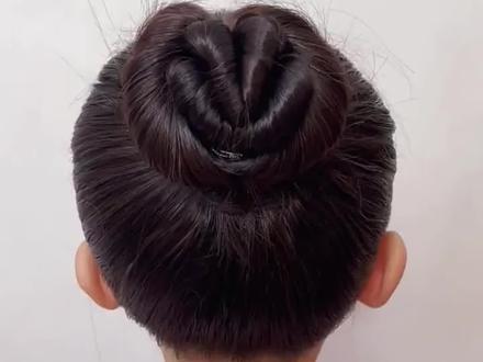 跳舞丸子头的正确扎法#儿童编发 #儿童编发好看又清爽 #生女儿就是要打扮的