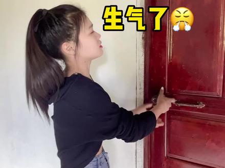 你们羡慕我的老挝生活😂不管在哪里,生活有苦也有乐!乐观面对就好👍#记录海外生活 #远离城市的喧嚣 #生活随拍记录美好瞬间 #老挝农村生活
