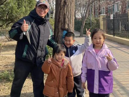 用绘画,让热爱生活的种子生根发芽!#朱迪 #东营#树洞#青年创作者成长计划 #艺术在抖音 @东营文旅 @i东营