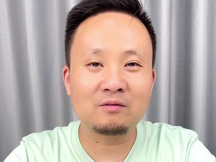 mate60pro分屏功能,你学会了吗?#华为 #玩机技巧 #华为mate60pro #分屏 #国货