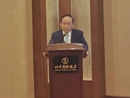 兰世立:金龙鱼背后公司冻结了我的银行卡账户,差点流浪街头#财经 #经济 #与你相关就请艾特他➡️