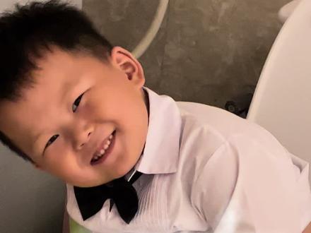 被豆包骗哭的小孩哥,最后还是接受了要上学的现实#被豆包骗哭