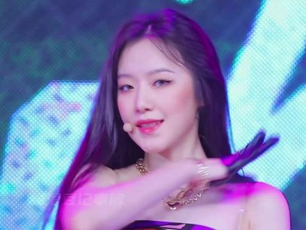 #叶舒华 #gidle 呜呜冷白皮在人群中真的很耀眼@DOU+小助手