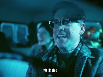 “一口气78分11秒看完2025年度惊悚佳作《小丑回魂:欢迎来到德里镇》第一季全集。#抖音午夜放映厅 #2025影娱年终大赏 #2025年度好片精讲 #恐怖片 #小丑回魂