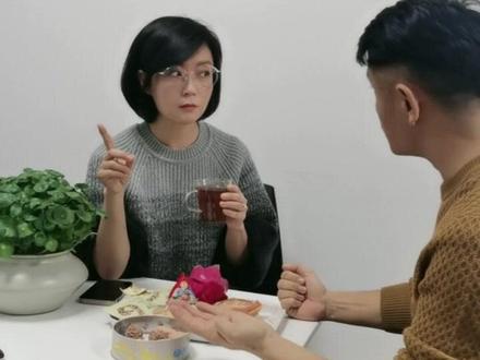 #庞晓戈 庞大妈和@关枫 关大爷的欢乐时光…#主持人 #欢乐办公室 #反转