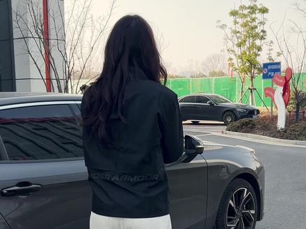 马年要想发发发,你就得穿安德玛!超品质安德玛新款夹克,帅气显瘦有气质!3折就在直播间#男士必备 #夹克外套 #运动外套 #品质男装