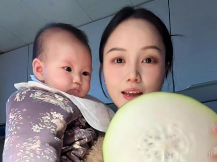 春天想要给宝宝追肉肉,肉汤要换管够,今天安排一个10月龄宝宝就能吃的,好吃不上火的冬瓜蒸肉丸,肉质嫩滑,口感清甜#宝宝辅食#冬瓜肉丸汤 #辅食教程分享