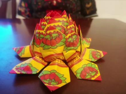 16张纸折往生莲花
可用于冬至、过节祭祀、清明、周年等。#冬至 #祭拜祖先 #莲花折法