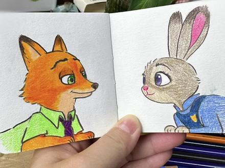 粉丝投稿封神!零基础教你画朱迪,治愈又可爱!快来一起画吧 软萌的警长小兔子教程来啦!新手友好哦,跟画不翻车!快来试一试吧~
#彩铅教程 #彩铅画 #绘画手绘 #艺术在抖音 #画出你的动物城朋友