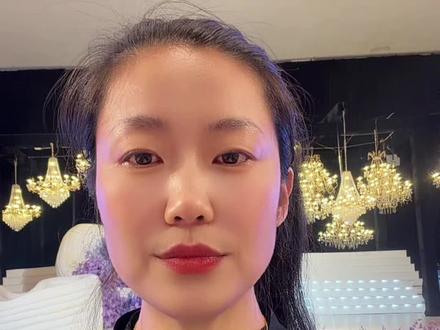 婚礼排桌怎么排,到底用不用留几个机动人员?
大家有什么想法评论区留言讨论一下吧。