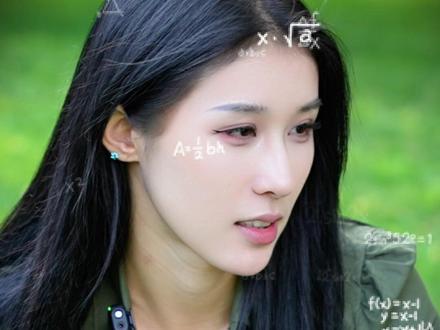 清华学霸+高颜值+经济独立,为什么对顶级学府袪魅? @Noraaa啦 #毕业季 #清华 #毕业生的精选 #郝奕会客厅 #祝你毕业快乐