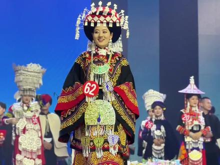 凉山彝族传统选美比赛金鹰、金索玛出炉!#2023凉山彝族火把节 #彝族选美 #火把节