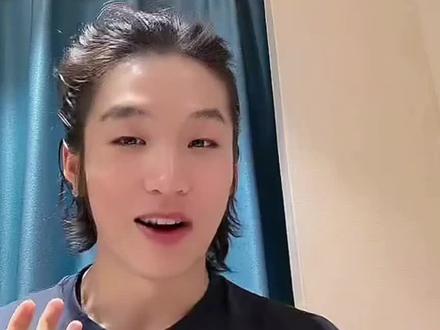 想跟钊钊互动的姐妹集合咯~ 敲黑板~#叹春风 #龚钊 #演出现场