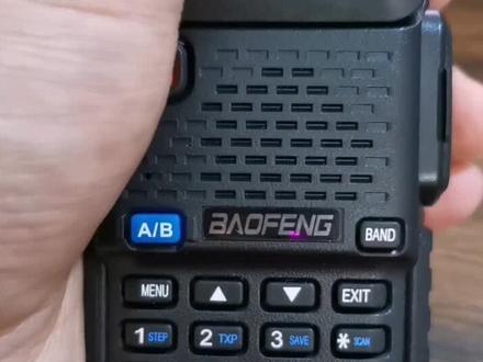 宝峰对讲机中英文互换方法:MENU+1+4-MENU 上下键 选CHI 再MENU #对讲机##对讲机调试