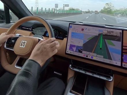 #极氪9x 高速智驾表现 之前是操作不当设置好 这次打开了设置 车友们看一下 这个表现是不是比较保守的 #极氪 #极氪车主 #车内安全拍摄 #高速开车