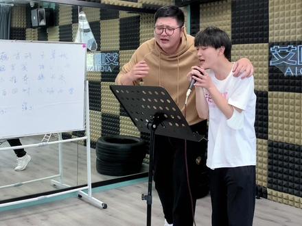 #成人零基础声乐教学 #陷阱 #真认真唱 我不曾爱过你 我自己骗自己 #艾唱歌手