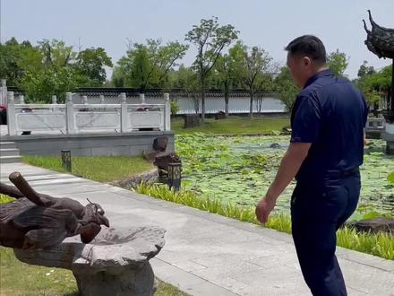 之前没细了解洋河酒文化,参观后发现洋河酒文化历史悠久,源远流长。#家居老李 #工厂老李 #洋河酒厂 #文化 #老同学 @DOU+小助手