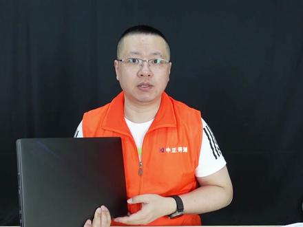 中正评测:ROG幻15,R7-6800HS、RTX3060
单独CPU的性能是可以的。
显卡120瓦,但,实际表现差于预期。
机器,有颜值,有品质感,轻、薄。
A面也很漂亮,第一时间会让人喜欢。
以上的缺点,倒也可以接受。
基本上并不建议游戏本用户考虑这个机器。
什么样用户群,其实我也不知道。
在意以上的点的人群吧。
屏相对差评,只是相对,实际观感还行,远远好于天选3。
噪音虽然测得分贝值高,其实是因为出风口在前面,人位的噪音还好。
远远好于幻16,幻16是给我留下极其恶劣的印象的,全程让人愤怒的机器。
左侧腕托温度偏高,会引起不适感。
价格,8999元,肯定贵了。
不过考虑到轻薄、颜值,加上品牌自带的溢价,倒也还好。