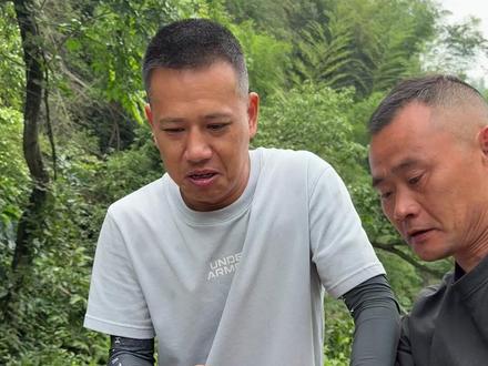 出乎意料!神秘深山天坑惊现大甲鱼 #钓鱼 #户外 #三农