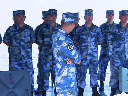 来无影去无踪!火蓝刀锋最强神秘怪物303幽灵潜艇#火蓝刀锋 #抖音精选 #影视解说 #精选好剧