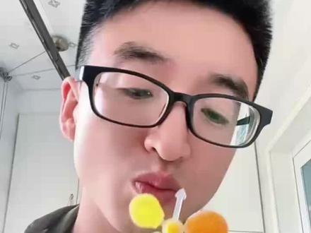 我超级爱吃的风车糖#吃糖果 #超爱吃 #儿童搞笑视频