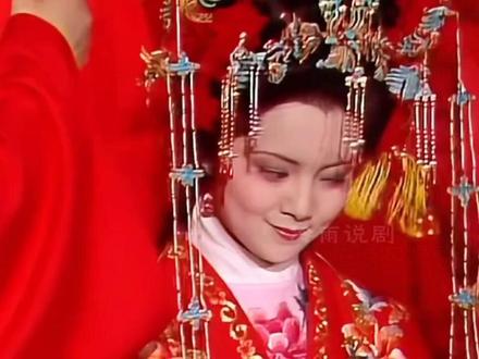 古装剧红楼梦 #薜宝 钗设计逼走袭人。