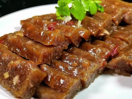 一把粉条加点肉末,教你做北方特色肉焖子,过年少不了的下酒菜 #肉焖子 #美食教程 #抖音美食创作人